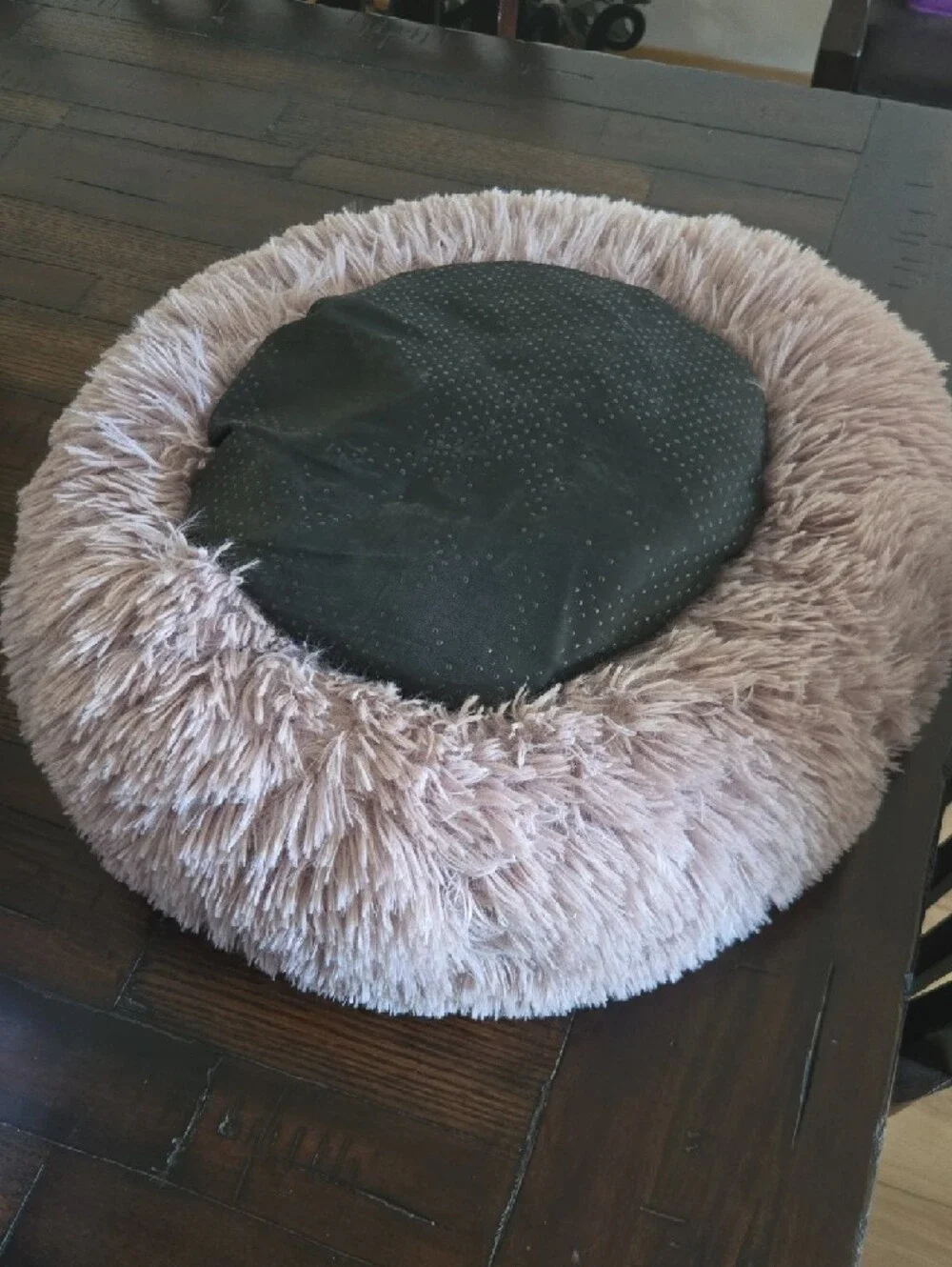 Plush Round Donut Pet Bed in Taupe